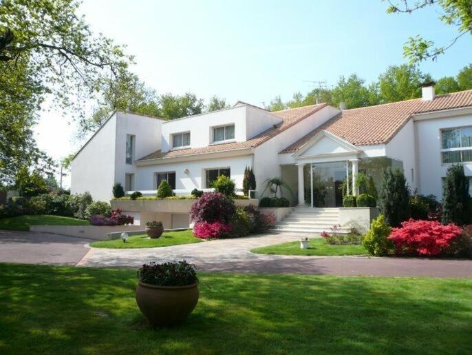 Hotel Les Jardins De La Muse, Piscine Couverte, Spa Et Fitness Basse-Goulaine Zewnętrze zdjęcie